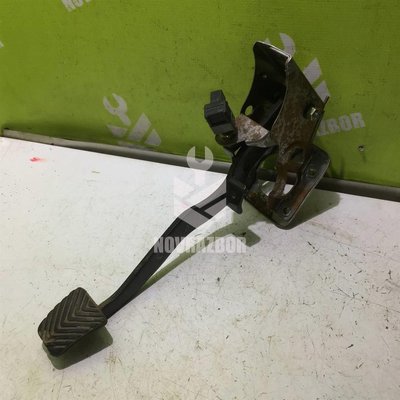 Педаль тормоза Kia Cerato 2004-2008