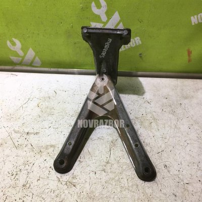 Кронштейн двигателя левый Mercedes Benz W210 E-class 1995-2000 Кронштейн двигателя левый Mercedes Benz W210 E-class 1995-2000