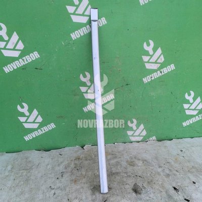 Молдинг задней правой двери Ford Mondeo 3 00-07 Молдинг задней правой двери Ford Mondeo 3 00-07