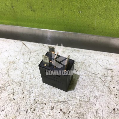 Реле Ford Fusion 2002 >