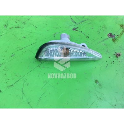 Повторитель на крыло левый Hyundai Solaris 2010-2017