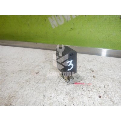 Реле Renault Laguna 3 09+ Реле Renault Laguna 3 09+