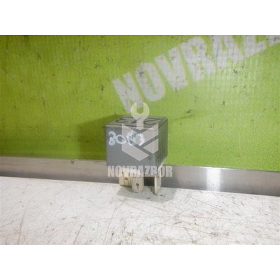 Реле VW Passat B5+ 00-05