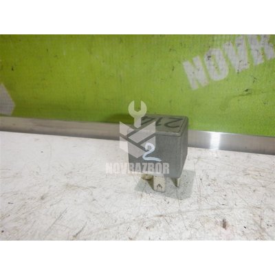 Реле VW Passat B5+ 00-05 Реле VW Passat B5+ 00-05