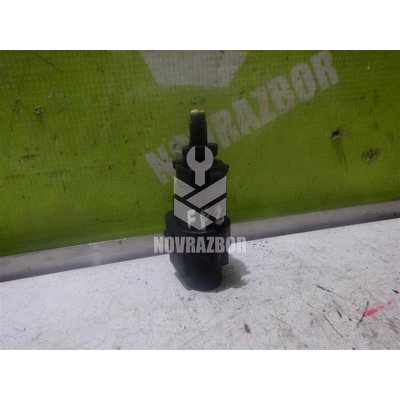 Датчик включения стопсигнала Ford Fusion 2002 > Датчик включения стопсигнала Ford Fusion 2002 >