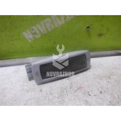 Плафон салонный VW Caddy 3 2004-2015 Плафон салонный VW Caddy 3 2004-2015