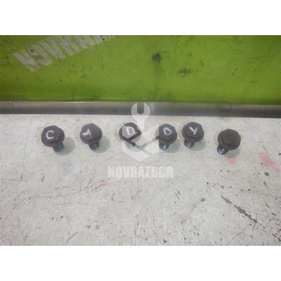 Болт маховика Skoda Octavia A5 1Z   04-13