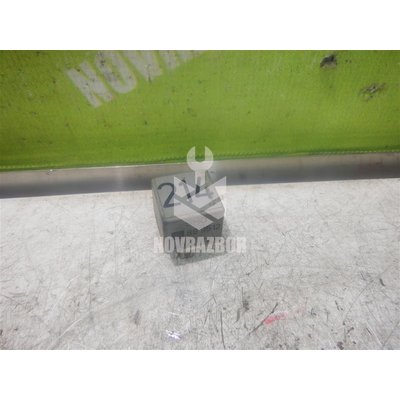 Реле VW Passat B5+ 00-05