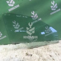 Стекло двери передней правой Mazda Mazda 3  BK  02-09