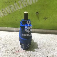 Датчик включения стопсигнала Mazda Mazda 3  BK  02-09