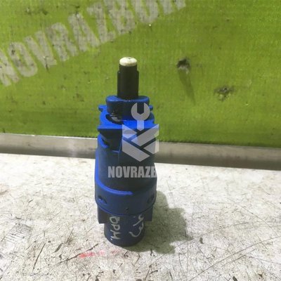 Датчик включения стопсигнала Mazda Mazda 3  BK  02-09
