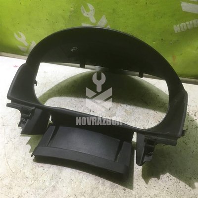 Накладка декоративная Mazda Mazda 3  BK  02-09