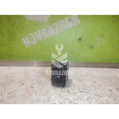 Кнопка стеклоподъемника VW Golf 4 Bora 97-05