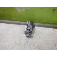 Кнопка центрального замка Toyota Highlander I 01-06