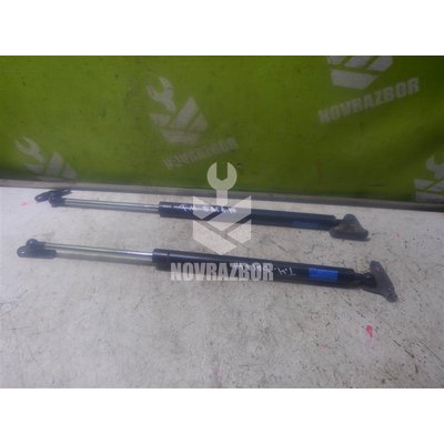 Амортизатор двери багажника Toyota Highlander I 01-06