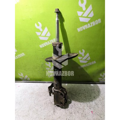 Амортизатор передний левый Toyota Highlander I 01-06