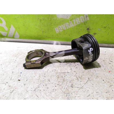 Поршень с шатуном Hyundai Solaris 2010-2017 Поршень с шатуном Hyundai Solaris 2010-2017