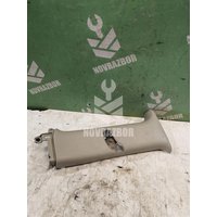 Накладка стойки Toyota Highlander I 01-06