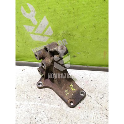 Кронштейн редуктора Toyota Highlander I 01-06