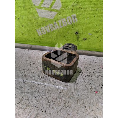 Кронштейн редуктора Toyota Highlander I 01-06