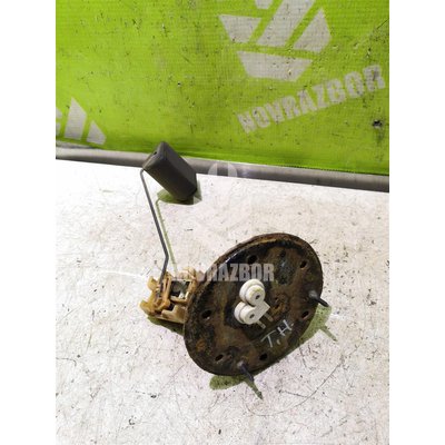 Датчик уровня топлива Toyota Highlander I 01-06