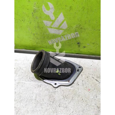 Кожух рулевой колонки Toyota Highlander I 01-06