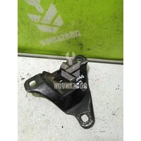 Кронштейн двигателя правый Ford Mondeo 3 00-07