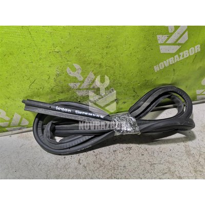 Уплотнитель Renault Logan 2005-2014