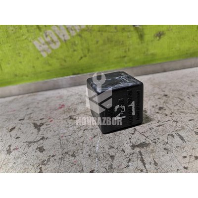 Реле VW Passat B5+ 00-05 Реле VW Passat B5+ 00-05