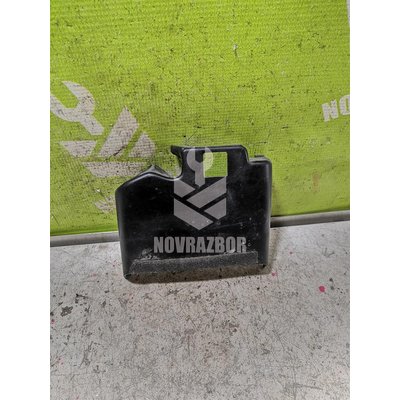 Кожух рулевой колонки верхний VW Caddy 2 95-04 Кожух рулевой колонки верхний VW Caddy 2 95-04