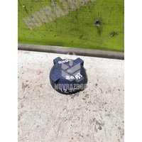 Крышка расширительного бачка Audi 80  90  B3  86-91