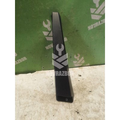 Накладка стойки Renault Megane 2 02-09 Накладка стойки Renault Megane 2 02-09