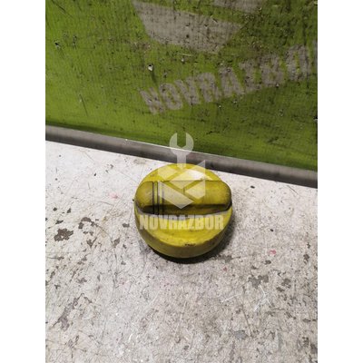 Крышка маслозаливной горловины Renault Laguna 3 09+ Крышка маслозаливной горловины Renault Laguna 3 09+