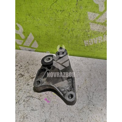 Кронштейн КПП Ford Focus 3 11+ Кронштейн КПП Ford Focus 3 11+