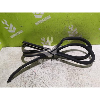 Уплотнитель двери Mercedes Benz W210 E-class 1995-2000 Уплотнитель двери Mercedes Benz W210 E-class 1995-2000