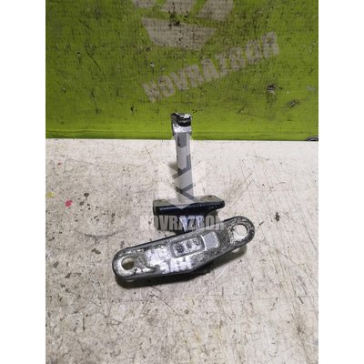 Петля двери задней левой нижняя Mercedes Benz W210 E-class 1995-2000