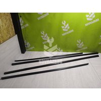 Уплотнитель стекла двери Mercedes Benz W210 E-class 1995-2000