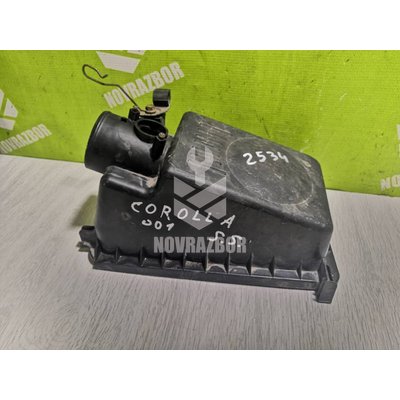 Корпус воздушного фильтра Toyota Matrix 2001-2008