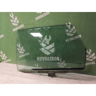 Стекло двери задней левой VW Passat B4 94-96