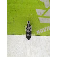 Датчик включения стопсигнала VW Passat  B3  1988-1993