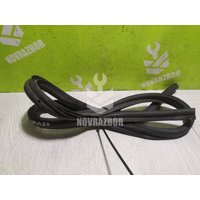 Уплотнитель капота Peugeot 206 98-12