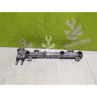 Рейка топливная (рампа) VW Caddy 2 95-04