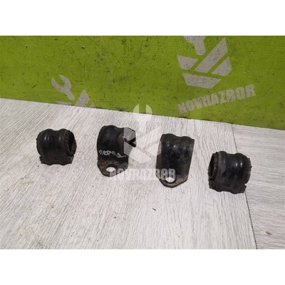 Кронштейн крепления переднего стабилизатора Kia Ceed 2012>