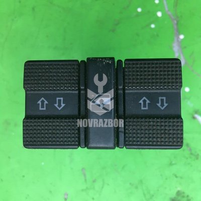 Блок управления стеклоподъемниками VW Golf 3 Vento 91-97