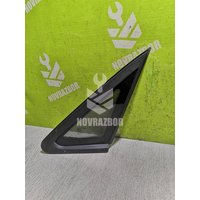 Стекло кузовное глухое правое Hyundai i30 12-17