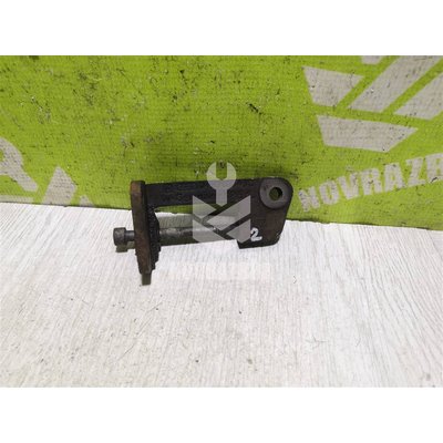 Кронштейн генератора VW Passat  B3  1988-1993