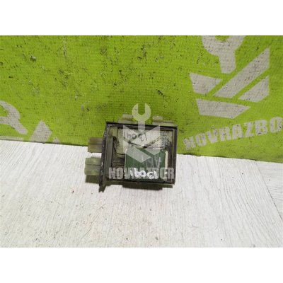 Резистор отопителя Audi 80 90 B3 86-91 Резистор отопителя Audi 80 90 B3 86-91