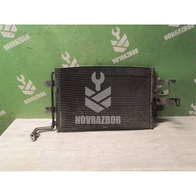 Радиатор кондиционера (конденсер) Audi A3 8L1 1996-2003
