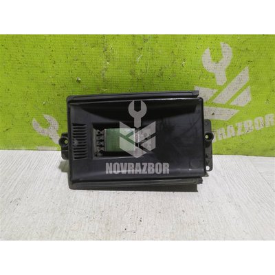 Резистор отопителя VW Jetta 2006-2011 Резистор отопителя VW Jetta 2006-2011