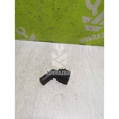 Фланец двигателя системы охлаждения VW Caddy 2 95-04 Фланец двигателя системы охлаждения VW Caddy 2 95-04